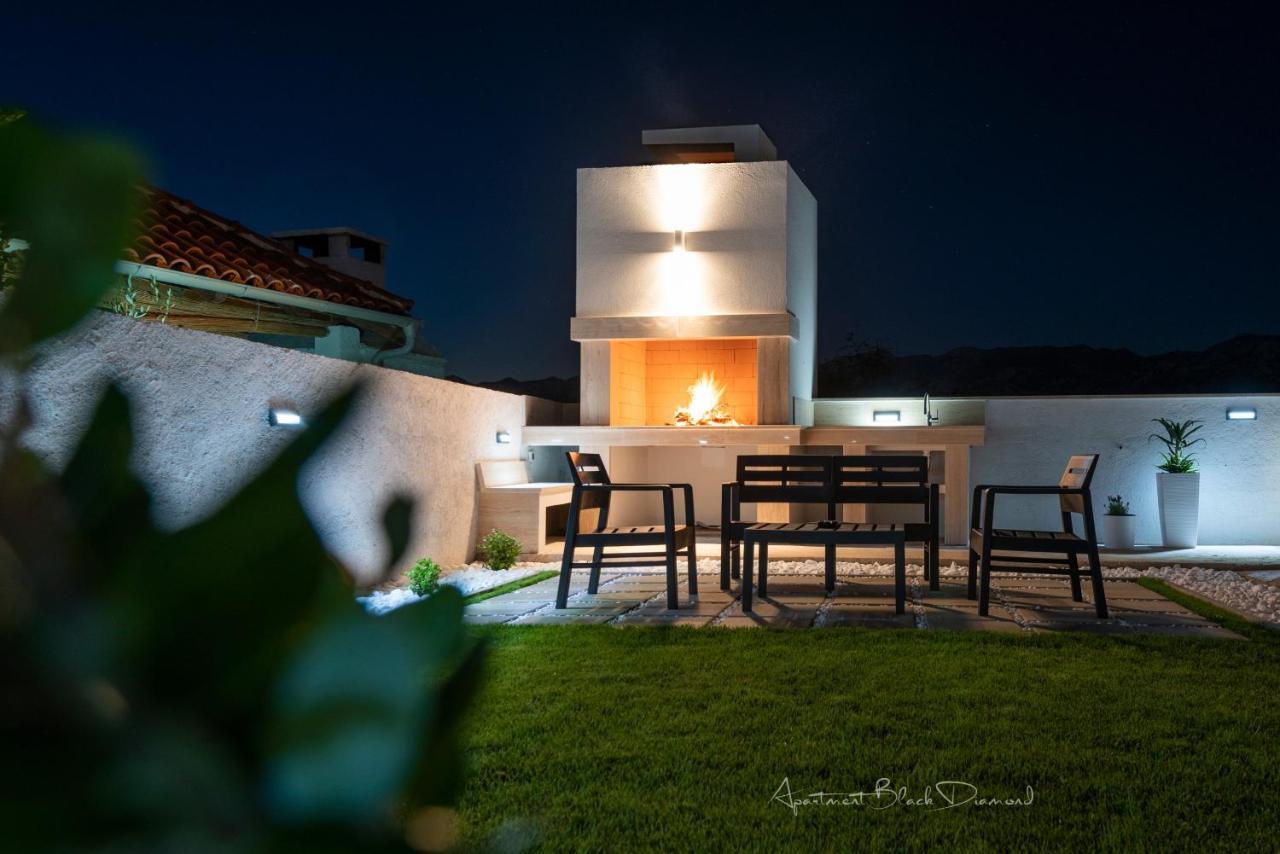 Apartment Black Diamond Razanac Bagian luar foto