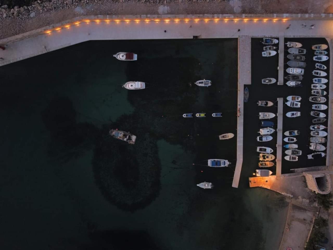 Apartment Black Diamond Razanac Bagian luar foto
